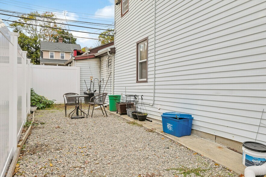 More Photos Of 169 Sickles Ave, Nyack Apartments For Sale