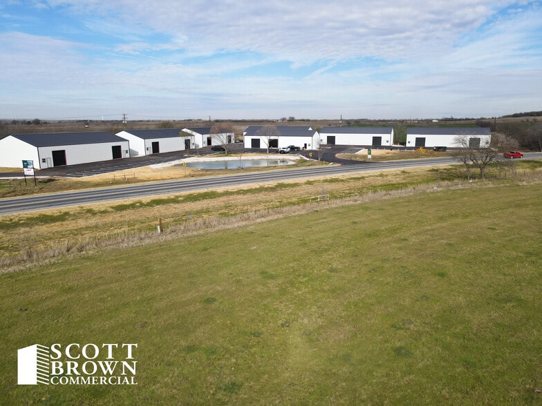 More Photos Of 8307 FM 2164, Sanger Warehouse For Lease