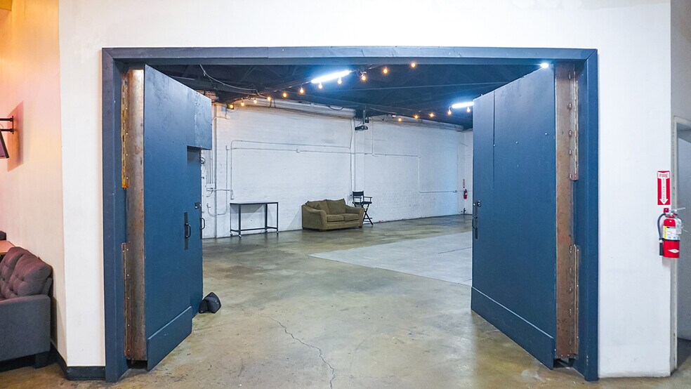 More Photos Of 2234 W Temple St, Los Angeles Manufacturing For Lease