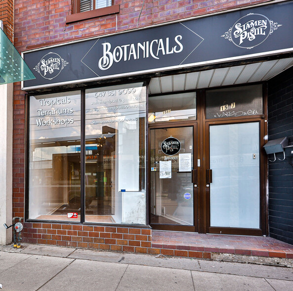 Primary Photo Of 1567 Dundas St W, Toronto Storefront Retail Residential For Sale