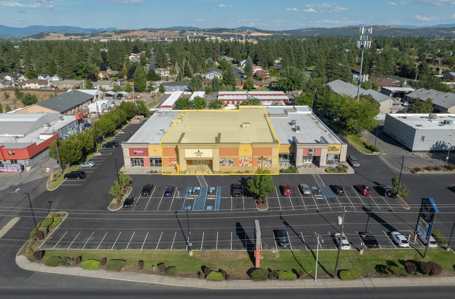 Primary Photo Of 8016 N Division St, Spokane Freestanding For Lease