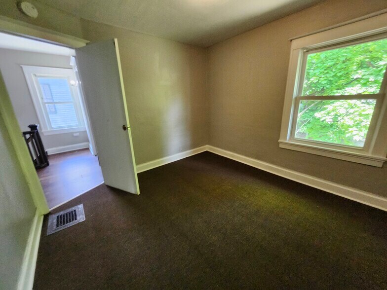 More Photos Of 120-128 Lenox St, Rochester Apartments For Sale