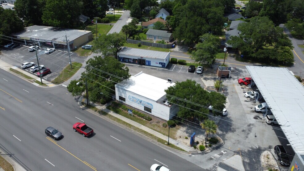 Primary Photo Of , Charleston General Retail For Sale