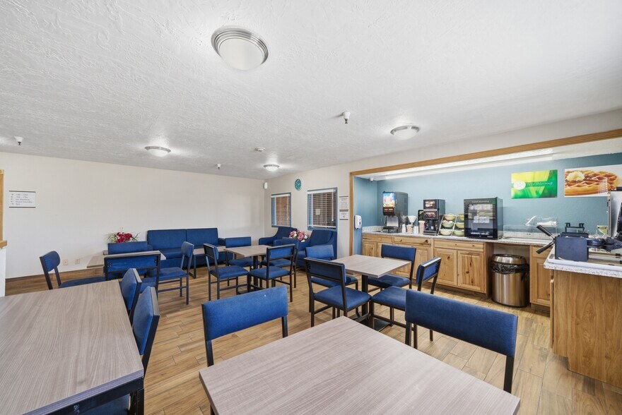 More Photos Of 626 W 1400 N, Beaver Hotel For Sale