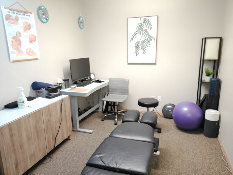 More Photos Of 4350-4356 Commercial St SE, Salem Office For Lease