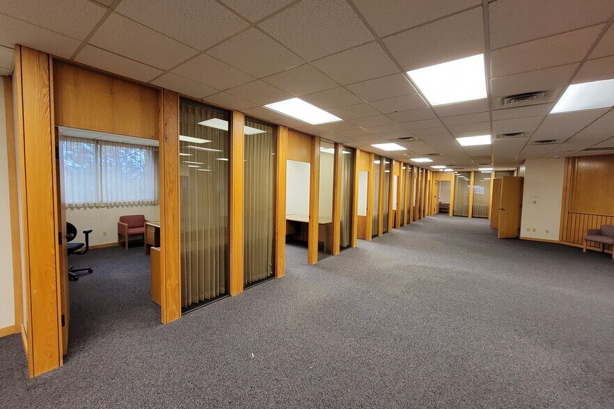 More Photos Of 2808 North Ave, Grand Junction Office For Sale
