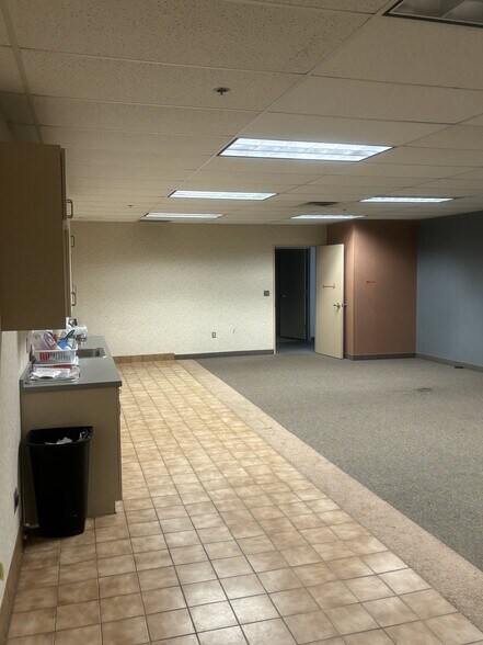 More Photos Of 2301 Scranton Rd, Cleveland Office For Lease