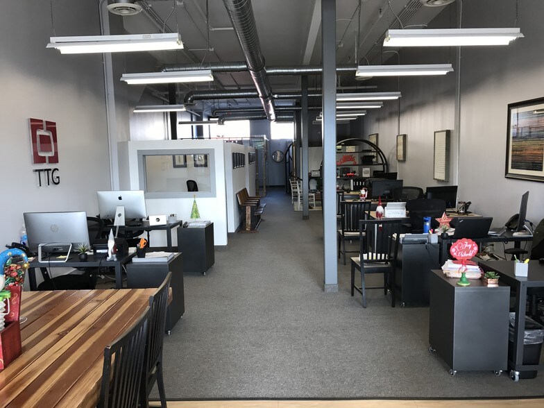 More Photos Of 58 W Buffalo St, Chandler Storefront Retail Office For Lease