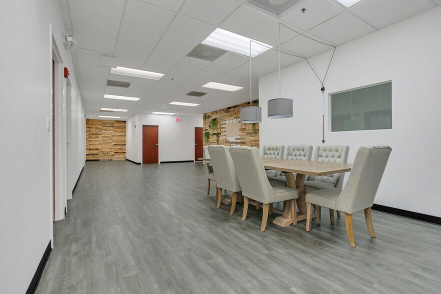 More Photos Of 2450 Maitland Center Pky, Maitland Office For Lease