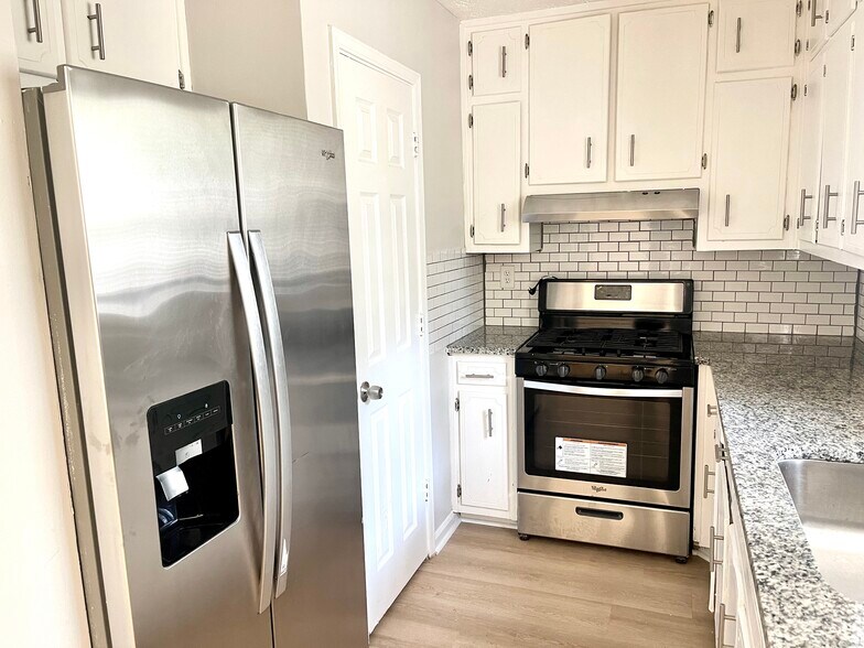 More Photos Of 2609 Country Trce SE, Conyers Multifamily For Sale