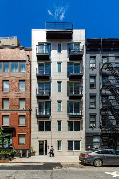 More Photos Of 231 W 20th St, New York Apartments For Sale