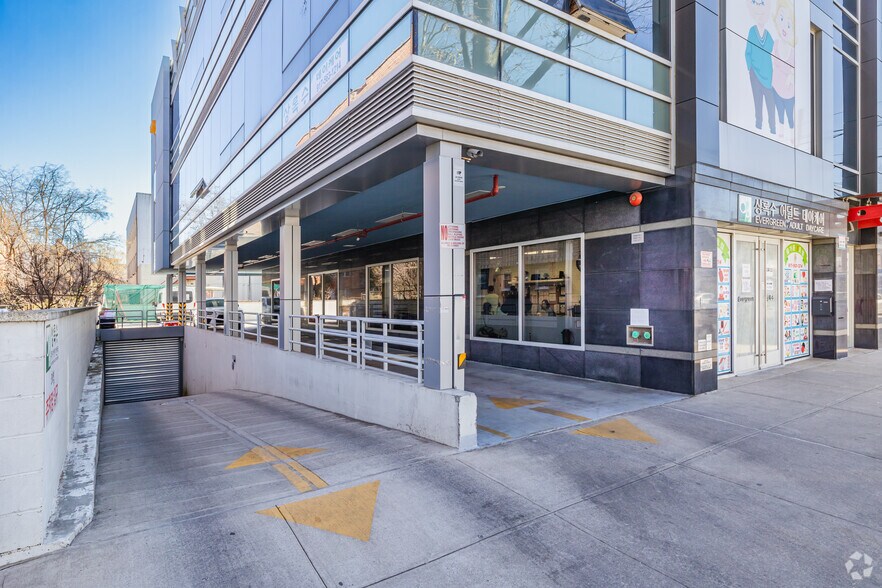 More Photos Of 15012 Roosevelt Ave, Flushing Daycare Center For Sale
