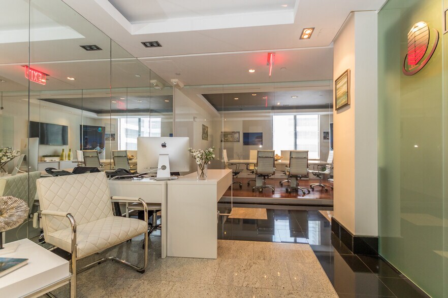 More Photos Of 1000 Brickell Ave, Miami Office For Sale