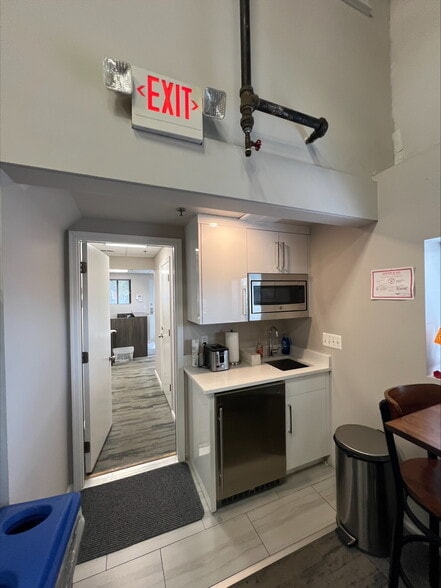 More Photos Of 2220 Landmark Pl, Manasquan Warehouse For Sale