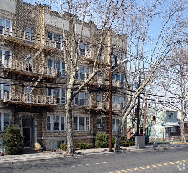 More Photos Of 431-437 Kennedy Blvd, Bayonne Apartments For Sale