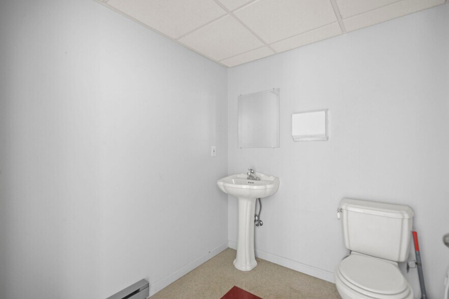 More Photos Of 470 State Route 79, Morganville Medical For Lease