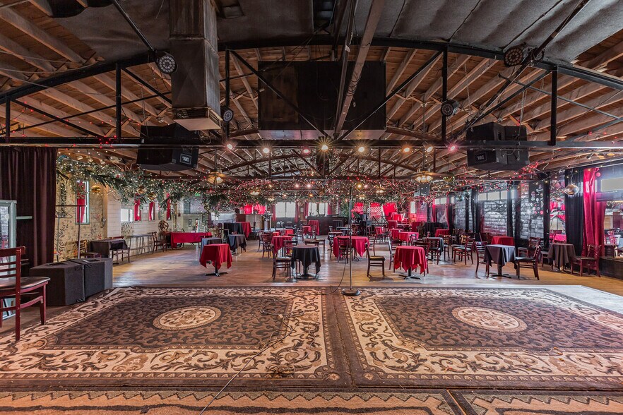 More Photos Of 2195-2199 California St, Denver Restaurant For Sale