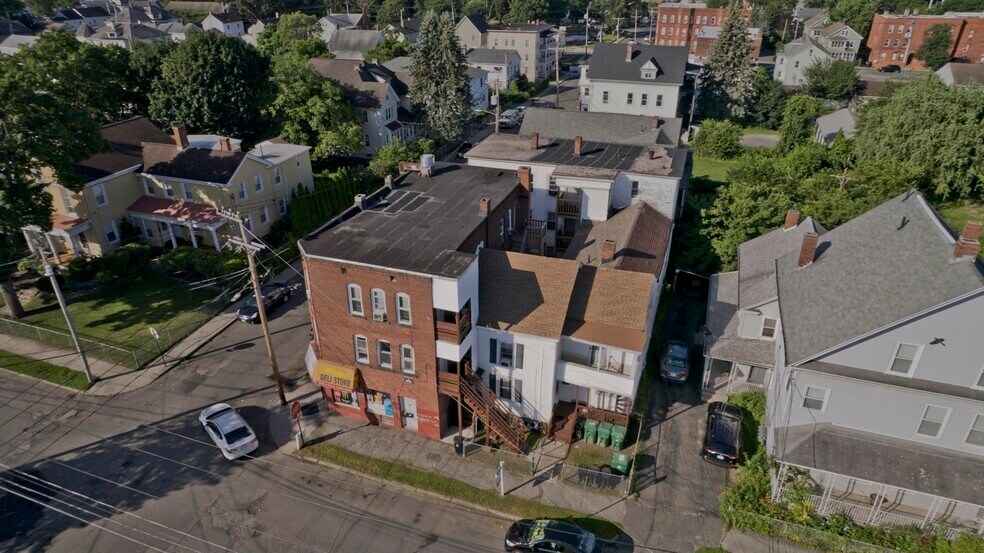 More Photos Of 95 School St, Chicopee Apartments For Sale
