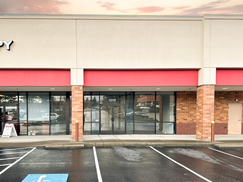 More Photos Of 12115-12117 SE Stevens Rd, Portland Unknown For Lease