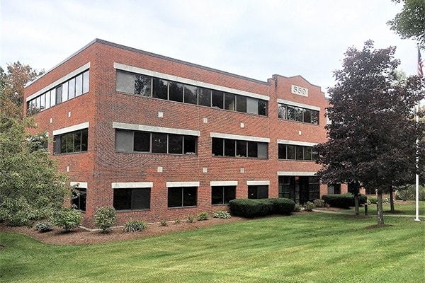 More Photos Of 550 Hinesburg Rd, South Burlington Office For Lease