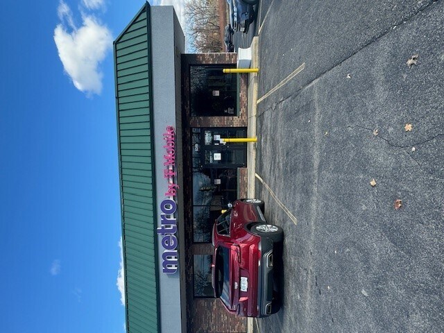 More Photos Of 5319 Transit Rd, Depew Freestanding For Lease