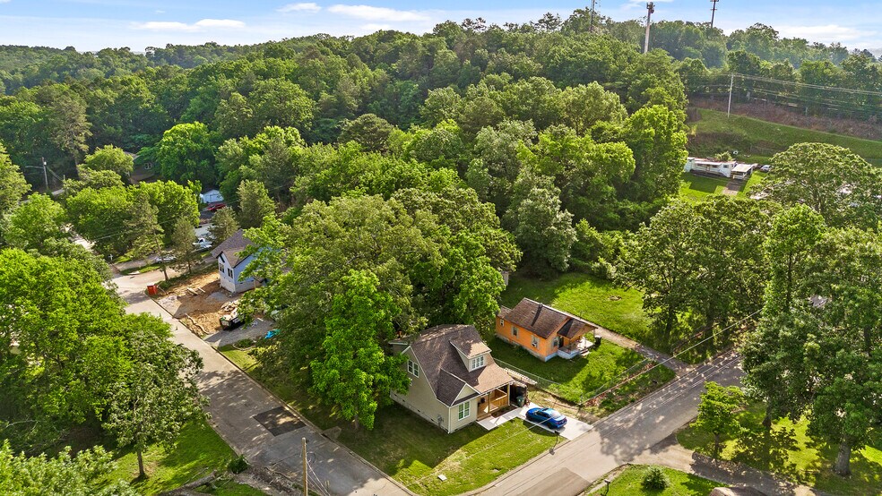 More Photos Of , Chattanooga Specialty For Sale