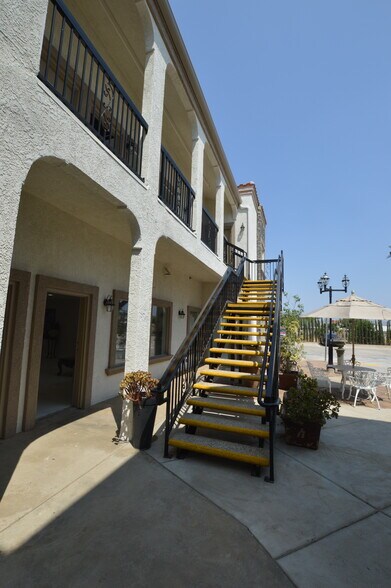 More Photos Of 14068 Graham St, Moreno Valley Office For Lease