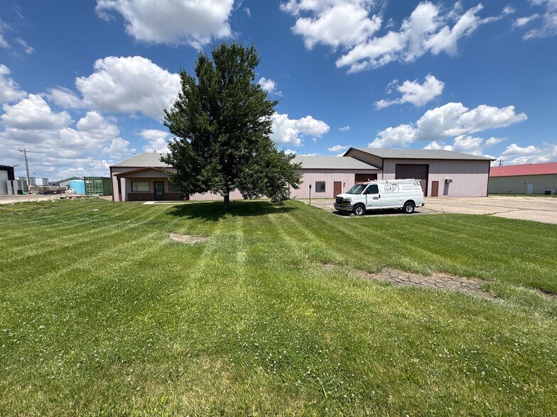 More Photos Of 2616 Setter Ct NW, Lancaster Flex For Sale