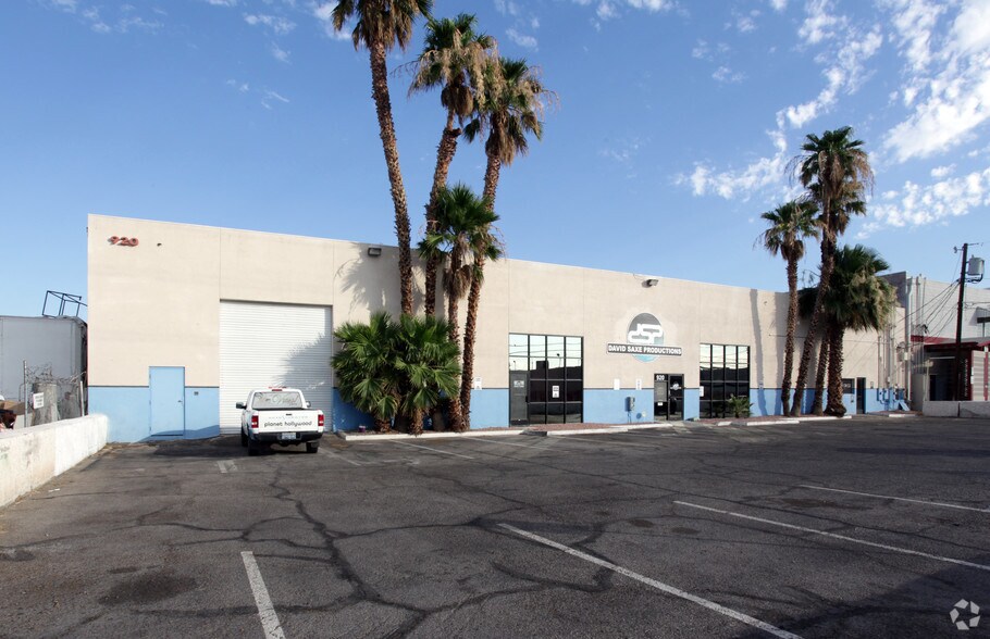 More Photos Of 920 S Commerce St, Las Vegas Warehouse For Lease