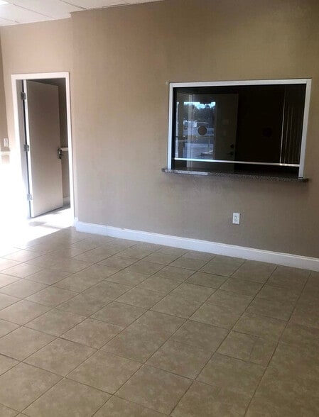 More Photos Of 15437 S US Highway 441, Summerfield Medical For Sale