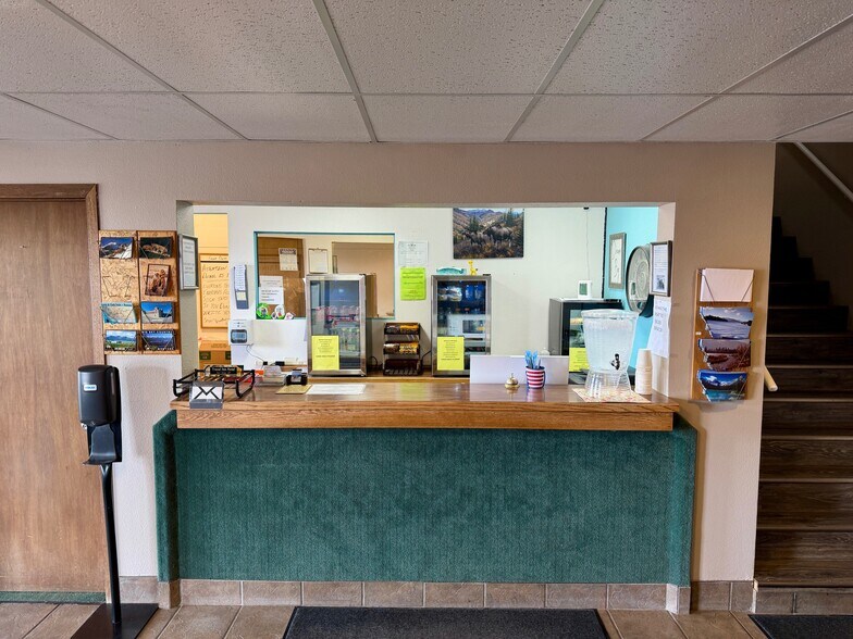 More Photos Of 1150 N Main St, Deer Lodge Hotel For Sale