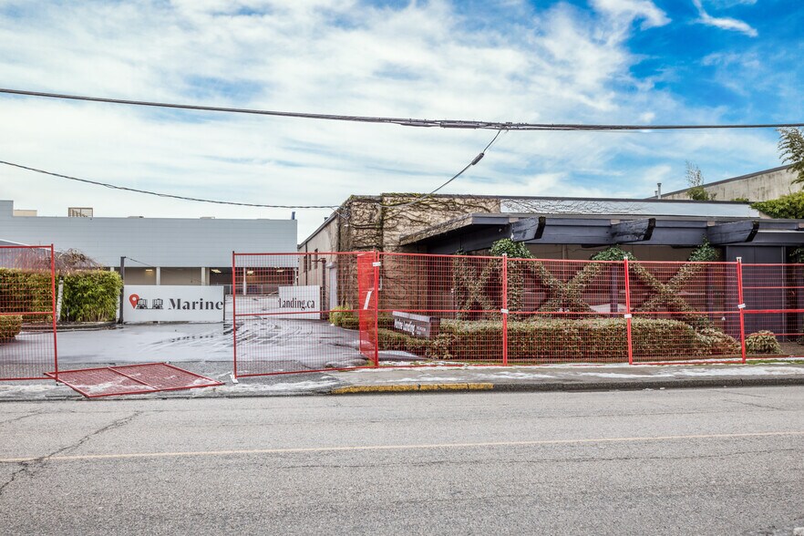 More Photos Of 8250 Manitoba St, Vancouver Flex For Lease