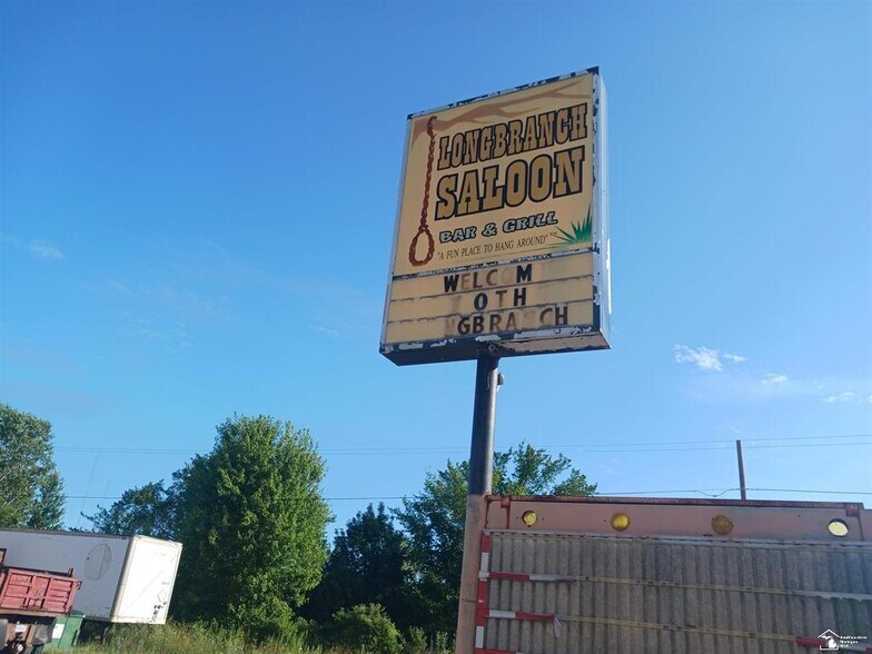 More Photos Of 10221 Telegraph Rd, Carleton Bar For Sale