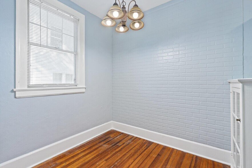 More Photos Of 124 Live Oak Ave, Daytona Beach Apartments For Sale