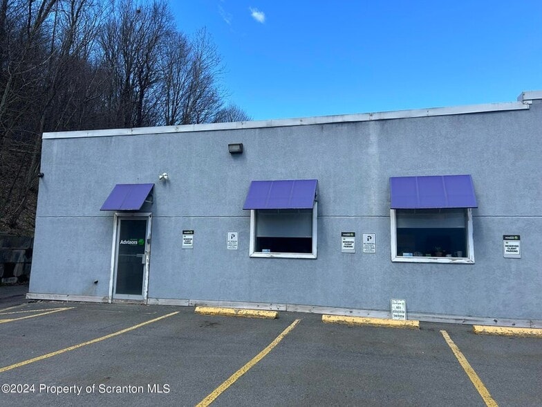 More Photos Of 233 Northern Blvd, Clarks Summit Storefront Retail Office For Lease