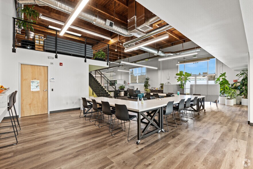 More Photos Of 699 Veterans Blvd, Redwood City Office For Lease