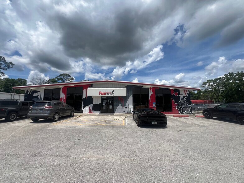 Primary Photo Of 6332 Blanding Blvd, Jacksonville Service For Sale