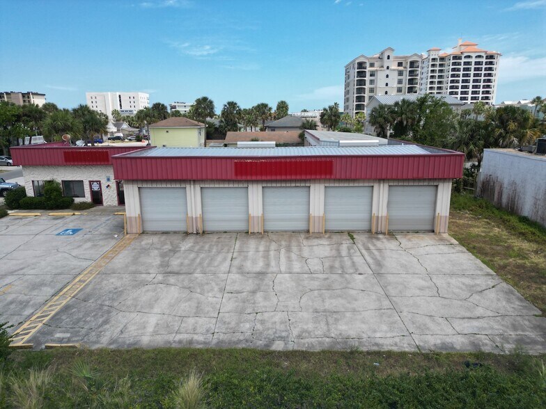 More Photos Of 815 S 3rd St, Jacksonville Beach Auto Repair For Lease