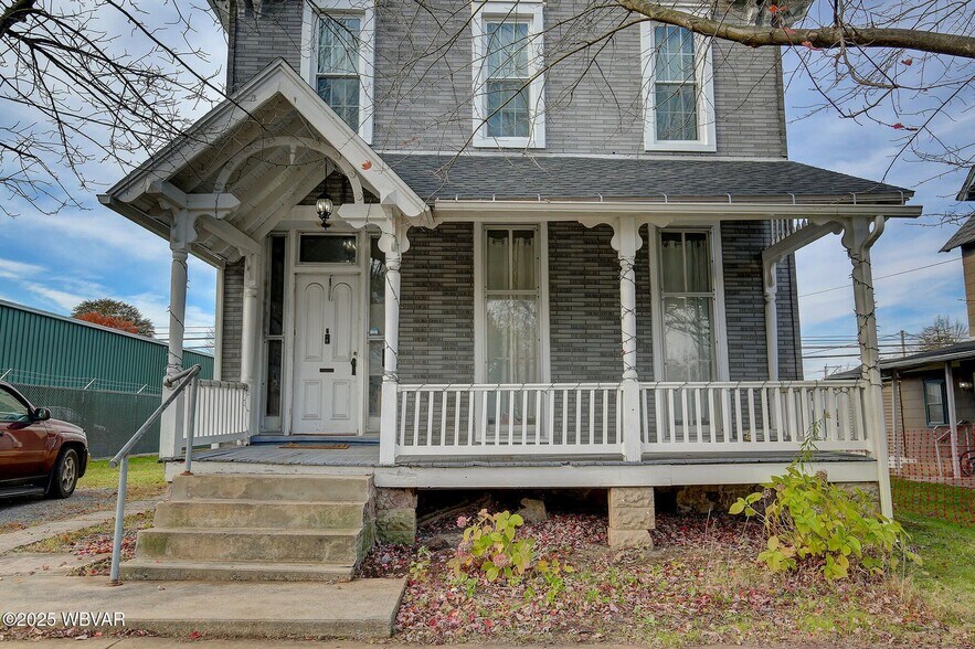 More Photos Of 22 N Washington St, Muncy Apartments For Sale