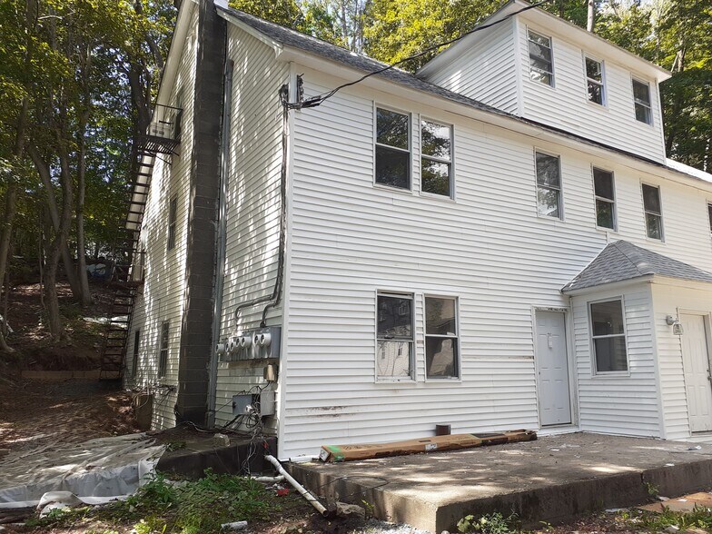 More Photos Of 72 Academy St, Liberty Apartments For Sale