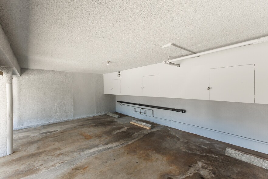 More Photos Of 623 Orange Grove Ave, Glendale Apartments For Sale