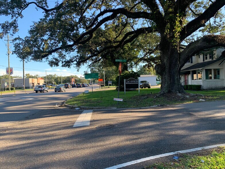 More Photos Of 1117 Washington Ave, Ocean Springs Medical For Sale