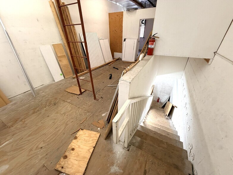 More Photos Of 525-529 Los Angeles St, Los Angeles Unknown For Lease