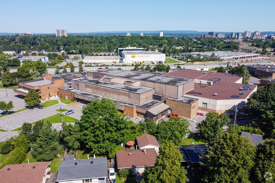 More Photos Of 1101 Baxter Rd, Ottawa Office For Lease