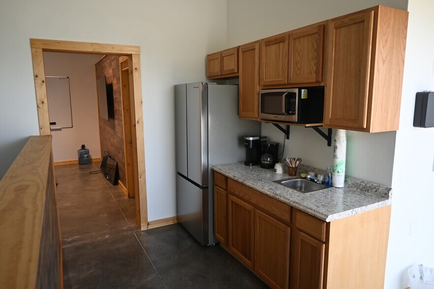 More Photos Of 3370 Rouse Rd, Orlando Storefront For Sale