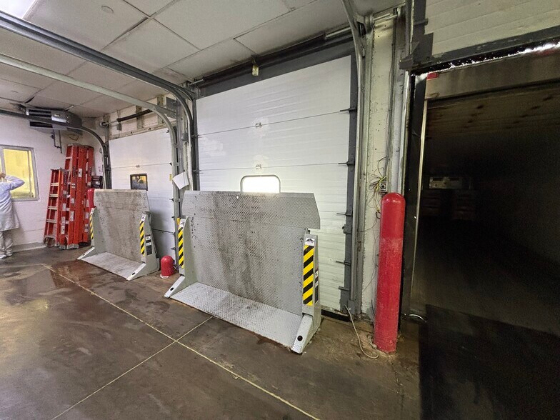 More Photos Of 75 St John St, Portland Food Processing For Sale
