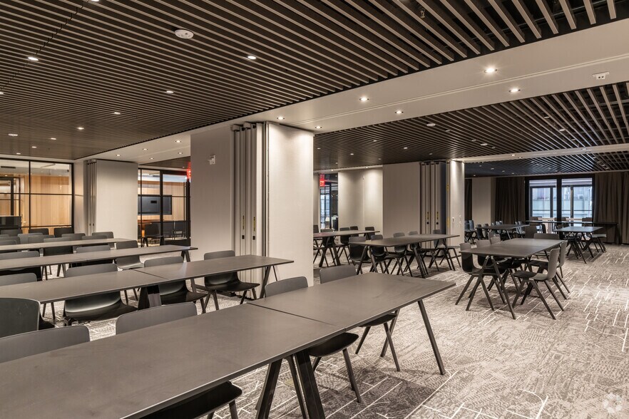 More Photos Of 135 W 50th St, New York Office For Lease