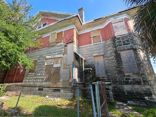 More Photos Of 2020 N Main St, Jacksonville Specialty For Sale