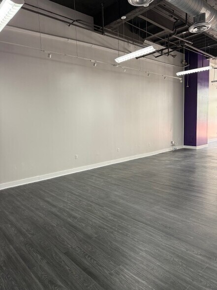 More Photos Of 14 NE 1st Ave, Miami Office For Sale