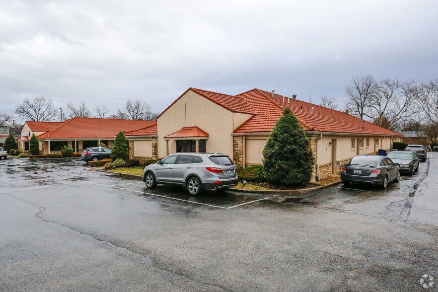More Photos Of 2134 Nicholasville Rd, Lexington Medical For Sale